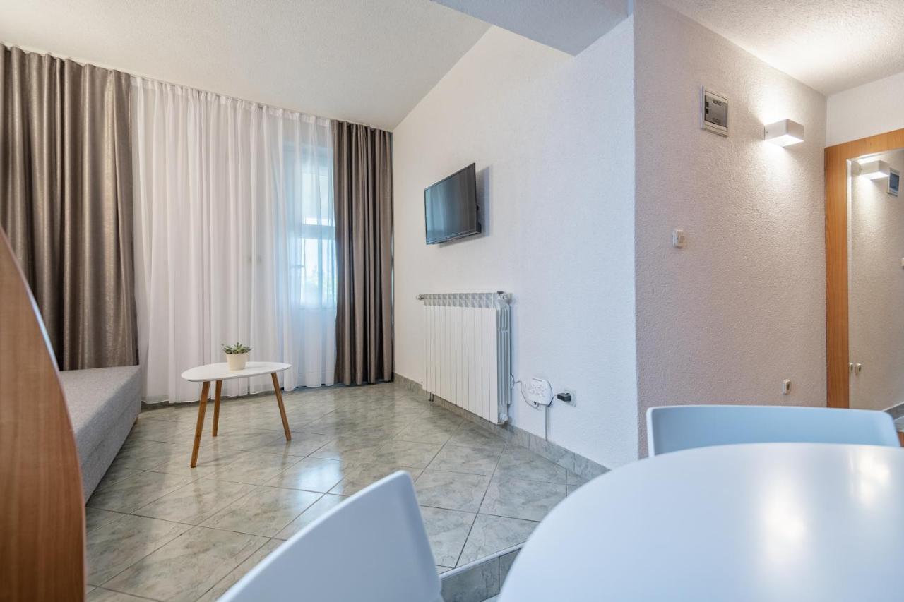 Apartments Tamaris Неум Екстер'єр фото